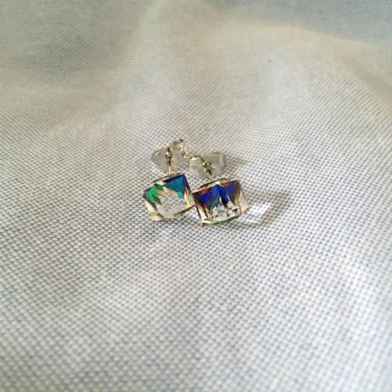 AMOR SPES Color Change Crystal Square S925 Sterling Silver Stud Earrings Women Gifts (Color change) - Image 5